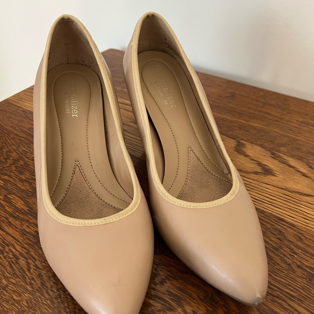 Naturalizer Women's Beige Heels
